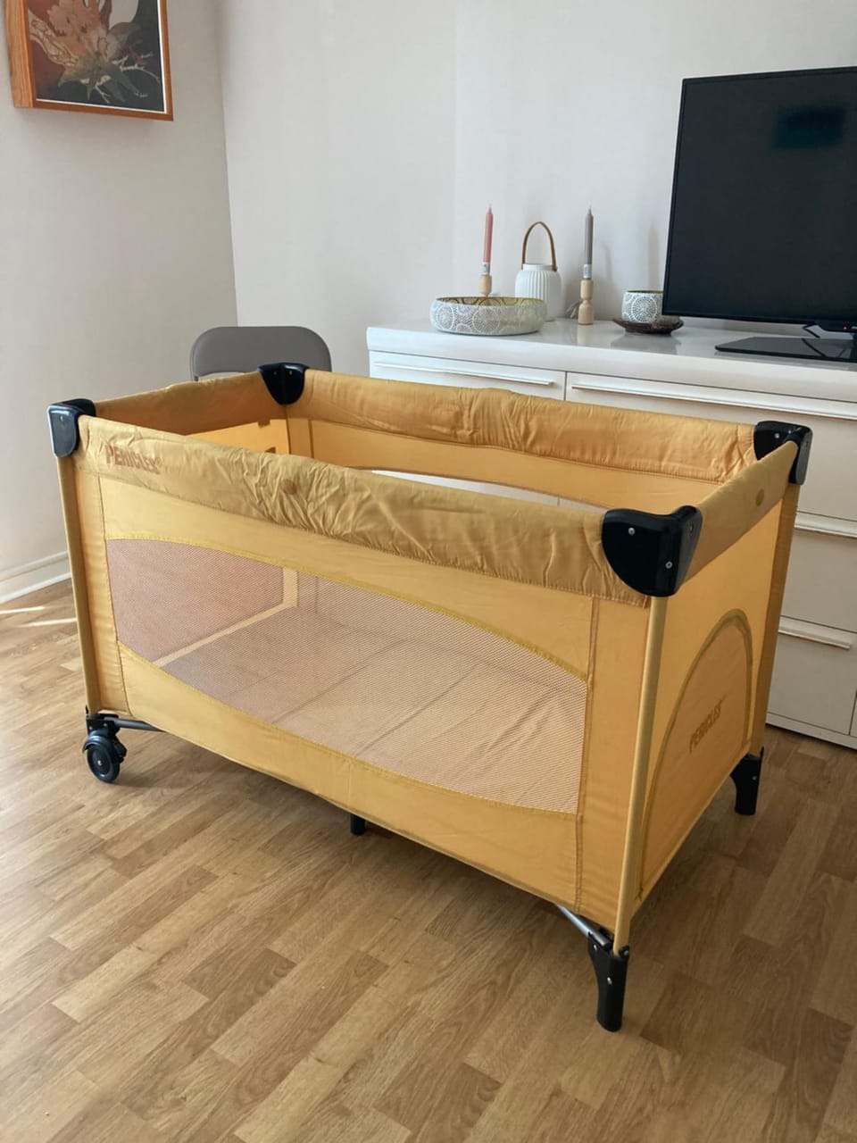 cot
