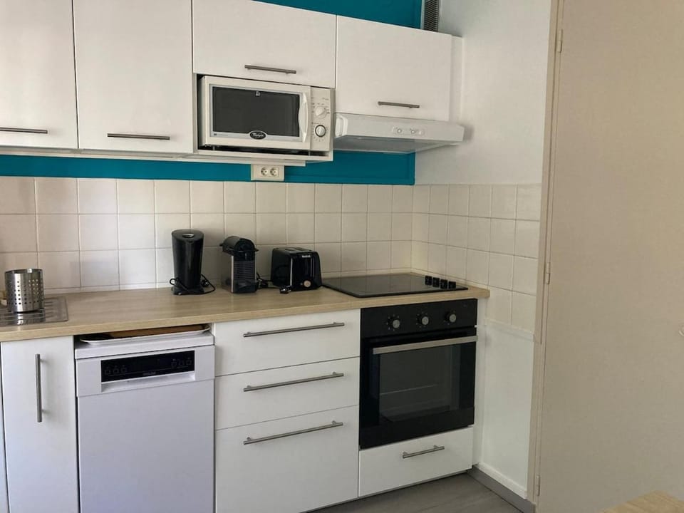 Colombier Carry T2 entier Apartment in Provence-Alpes-Côte d'Azur
