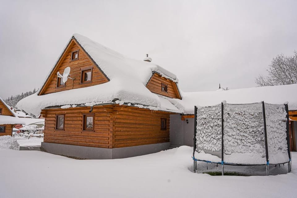 Property building, Day, Winter