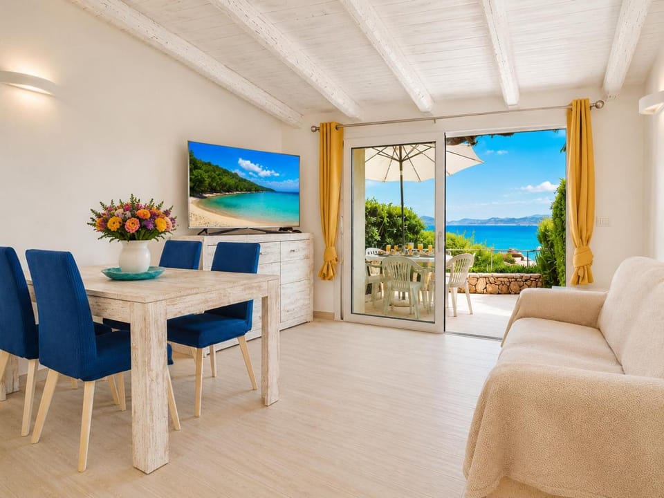 Balcony/Terrace, Living room, Dining area, Sea view