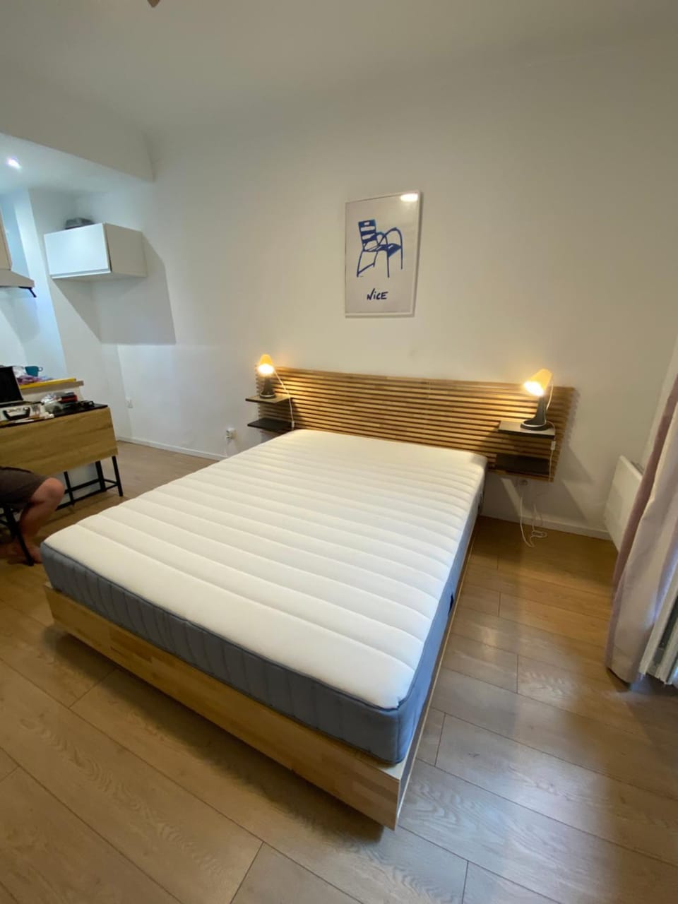 Bed, Photo of the whole room, Bedroom