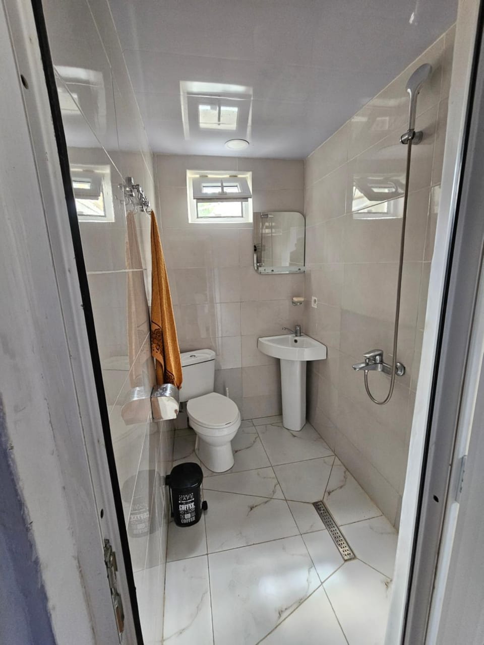 Dona House Capsule hotel in Georgia