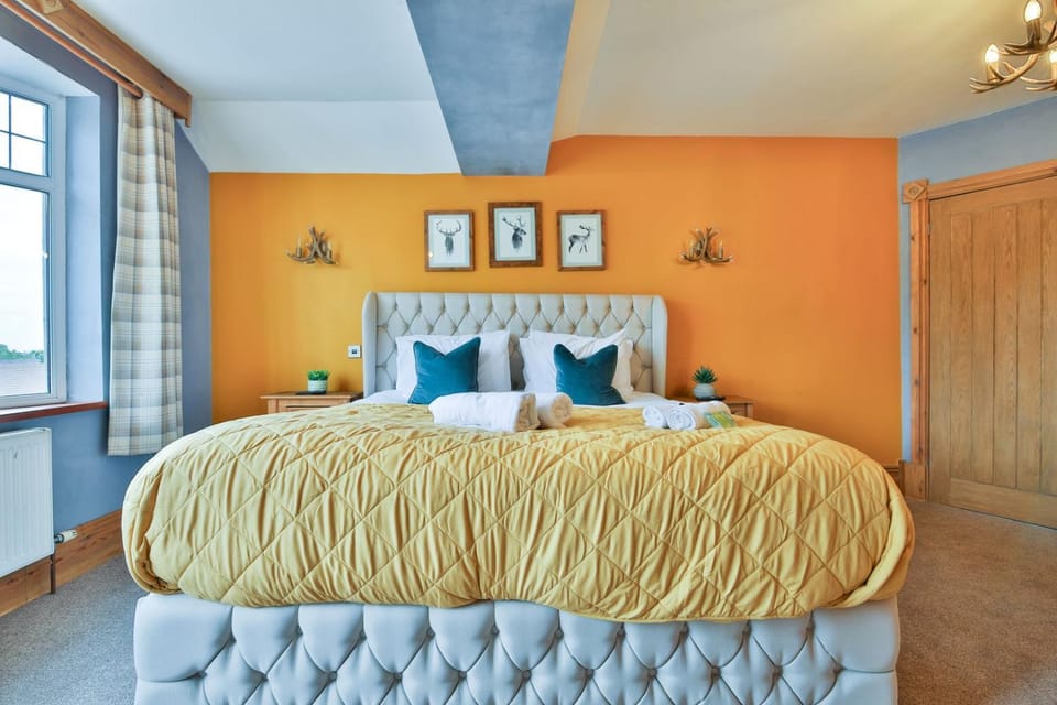 The Family Nest – Swansea 4 Bedroom Retreat Bed and Breakfast in Wales