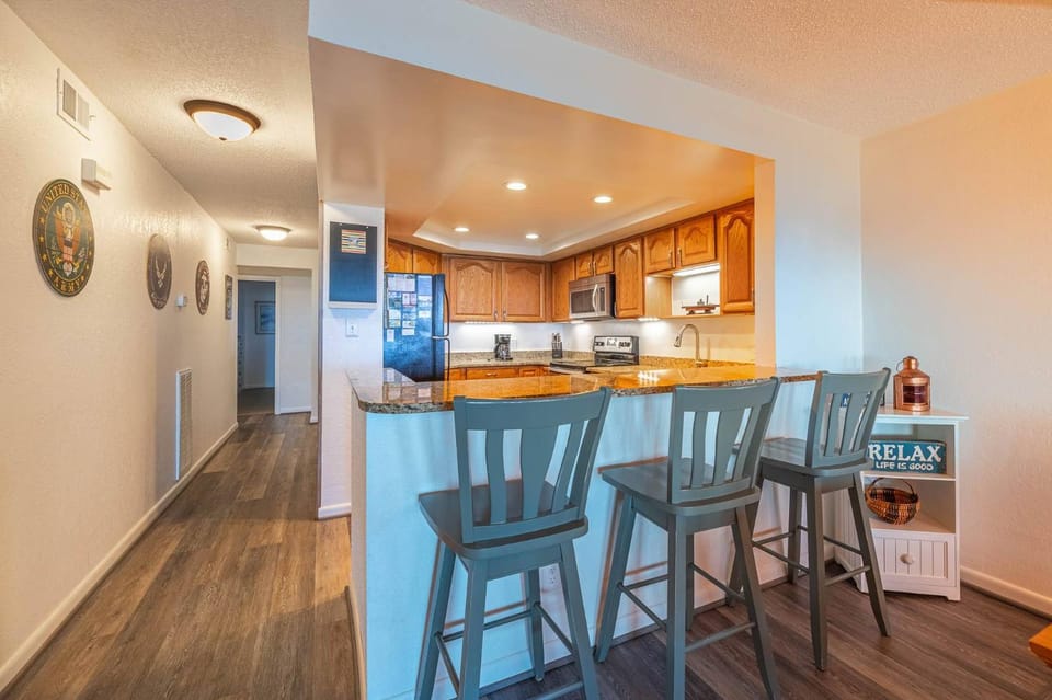Heron Cove 203N - Nags Head, Oceanfront Luxury 3 BR Condo, Flex Stays, Pool House in Nags Head