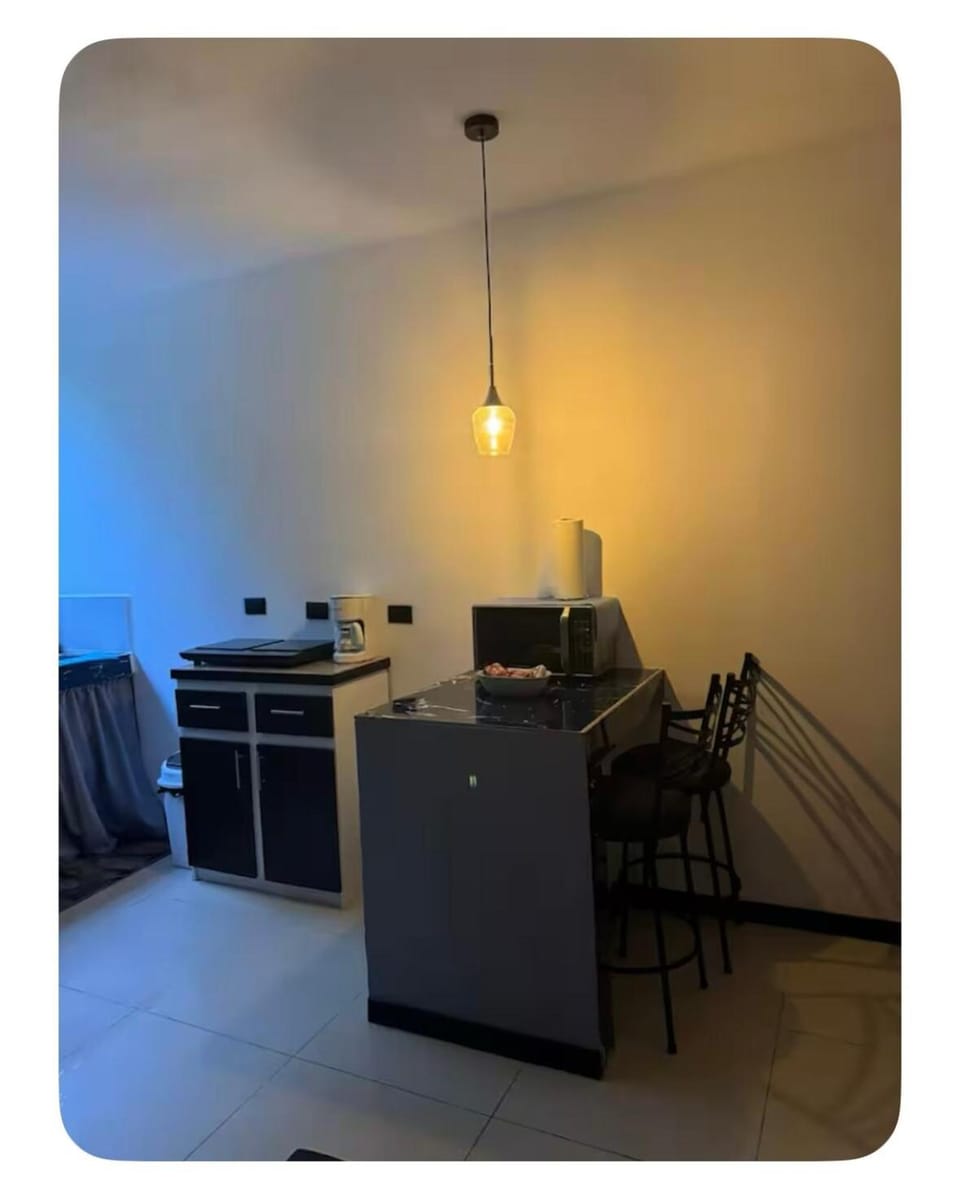 Jaguar Suite 1 Escape to Beach Paradise Apartment in Cahuita