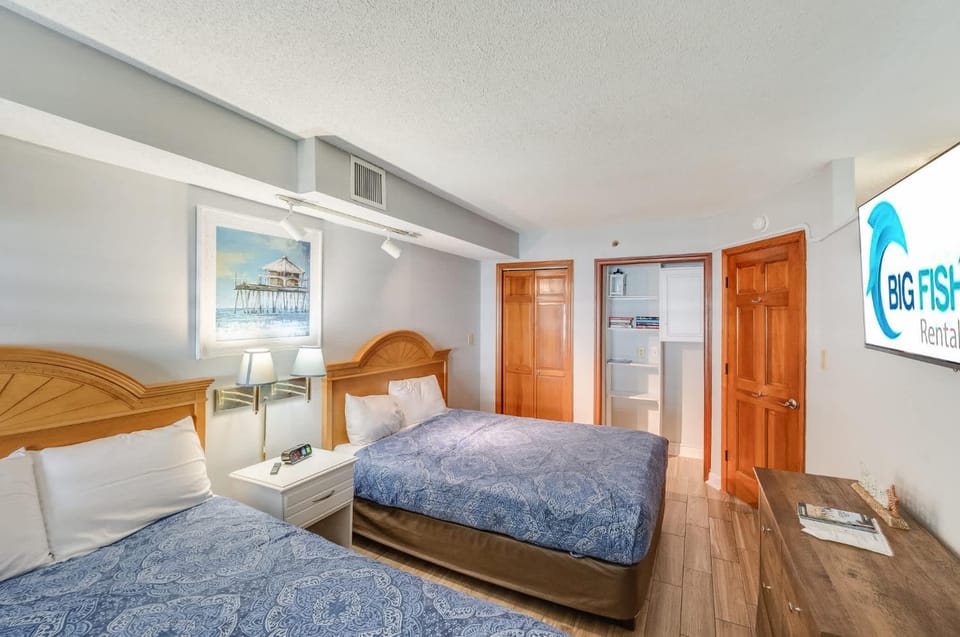 New Remodeled Oceanfront, Beach Cove Direct Views House in North Myrtle Beach