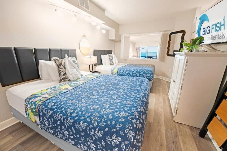 New,Low Floor,1BR Ocean Front with Updated Kitchen House in North Myrtle Beach