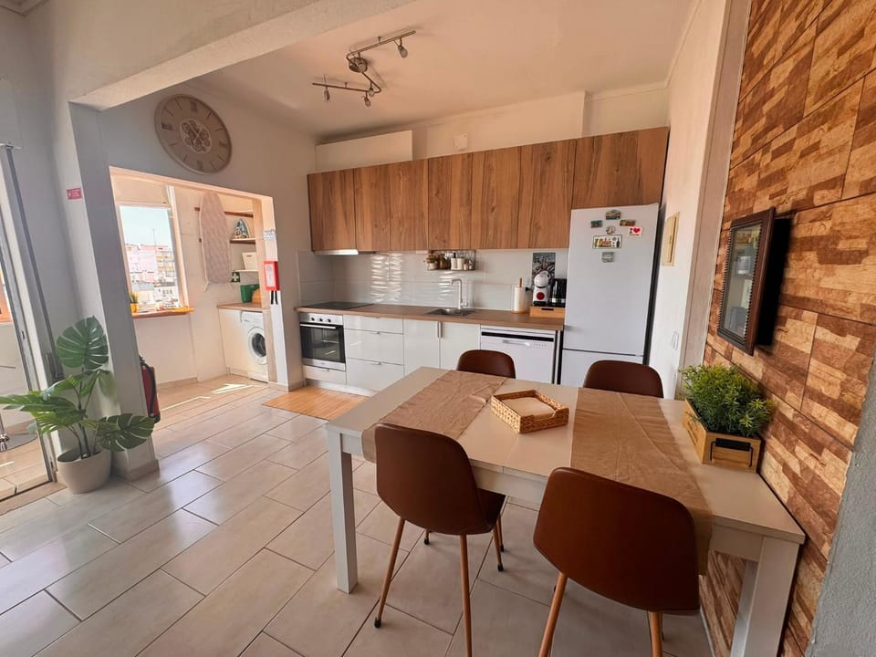 Dining area, dishwasher, oven, stove