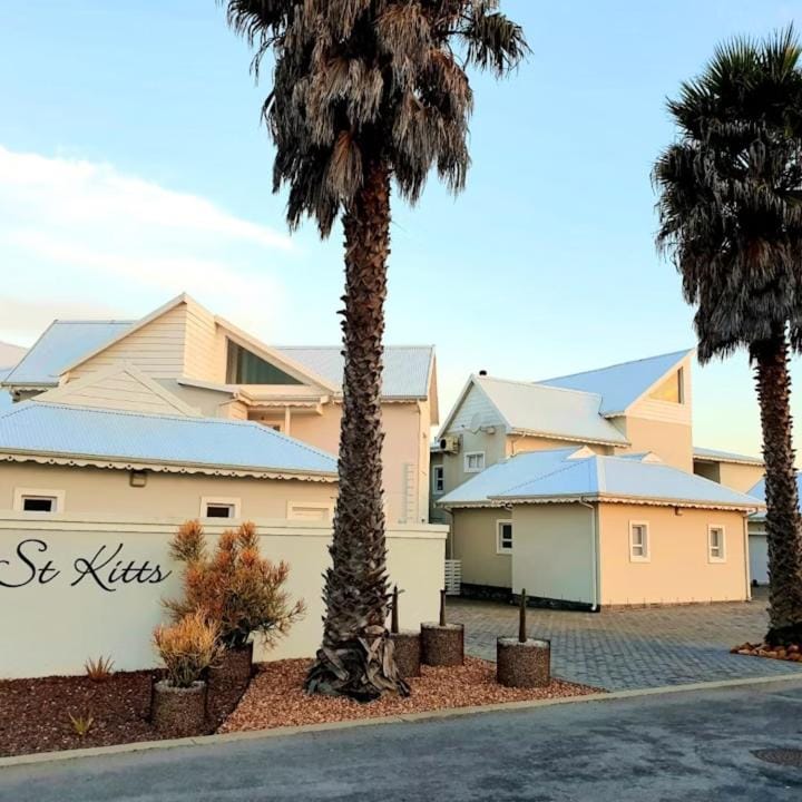 St Kitts by Double Portion Apartment in Eastern Cape