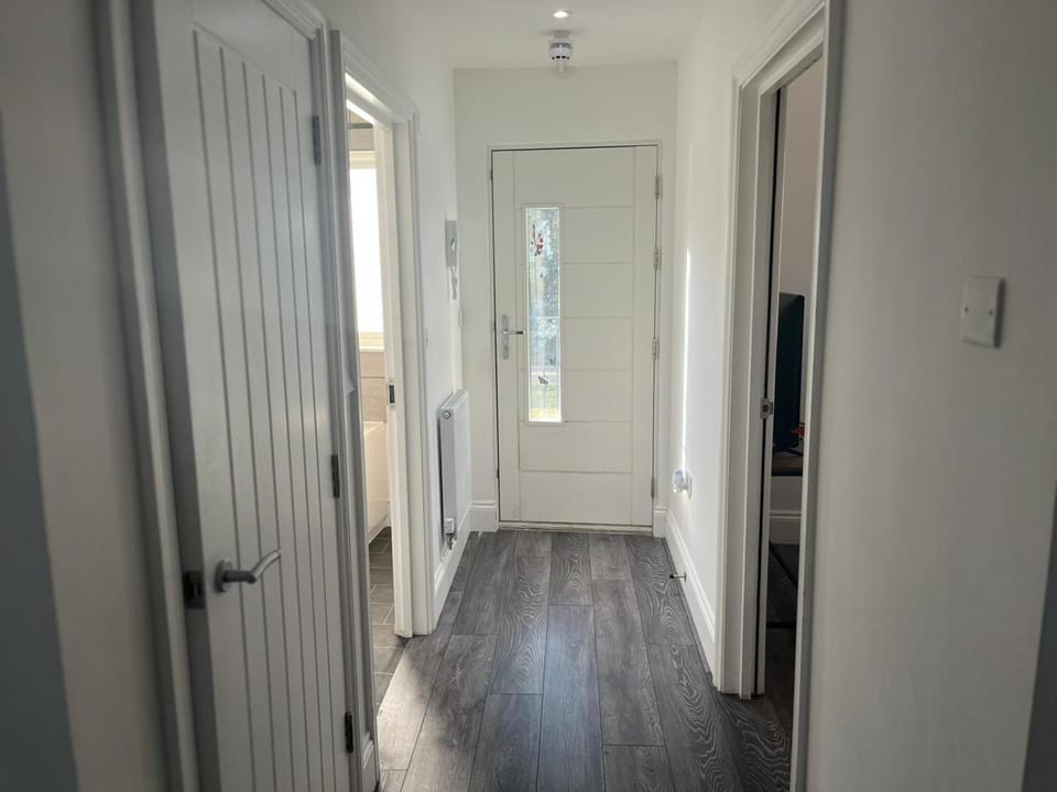 Keep Green Abode Vacation rental in Runnymede District