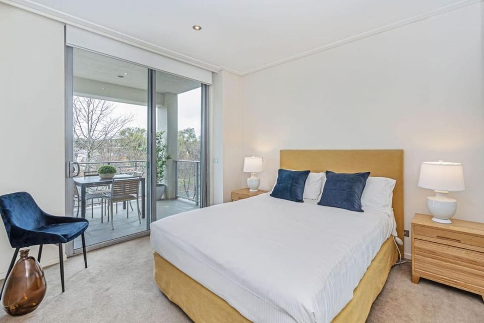 Glebe Park Cityside with Style Apartment in Canberra