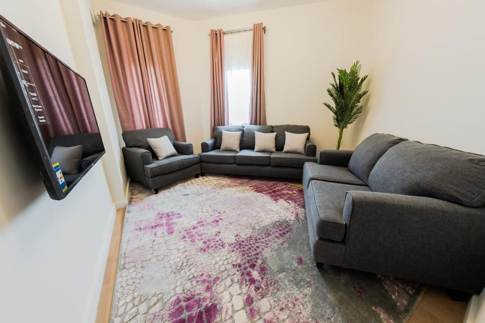 TV and multimedia, Seating area