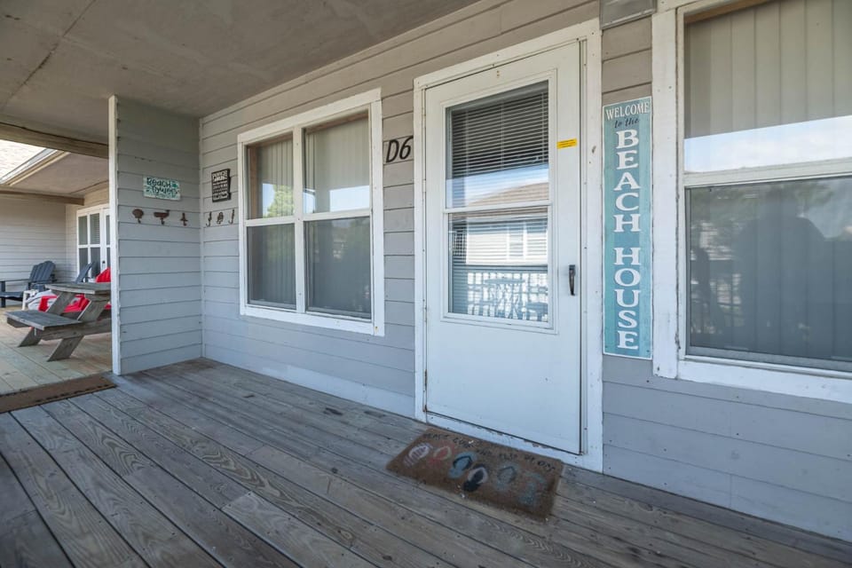 Into the Mystic - Corolla, Indian Summer Condos, Oceanside, 500 Ft to Beach, Community Pool, Tennis House in Corolla