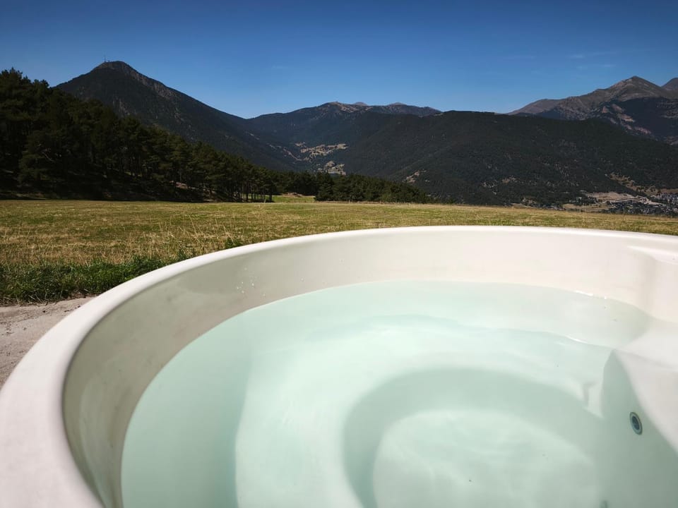 Natural landscape, Hot Tub, Mountain view