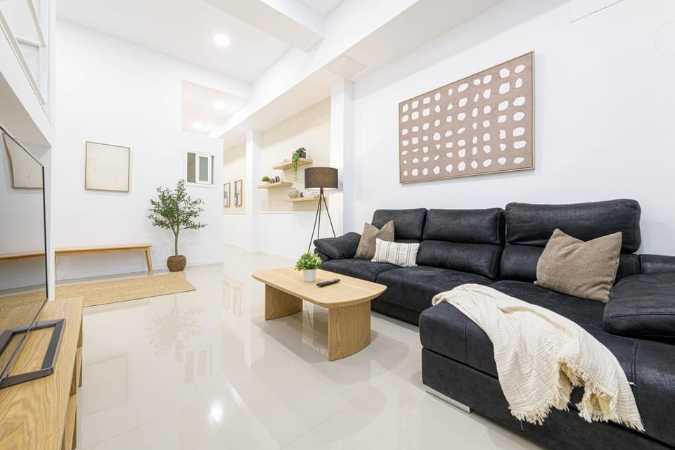 TV and multimedia, Seating area