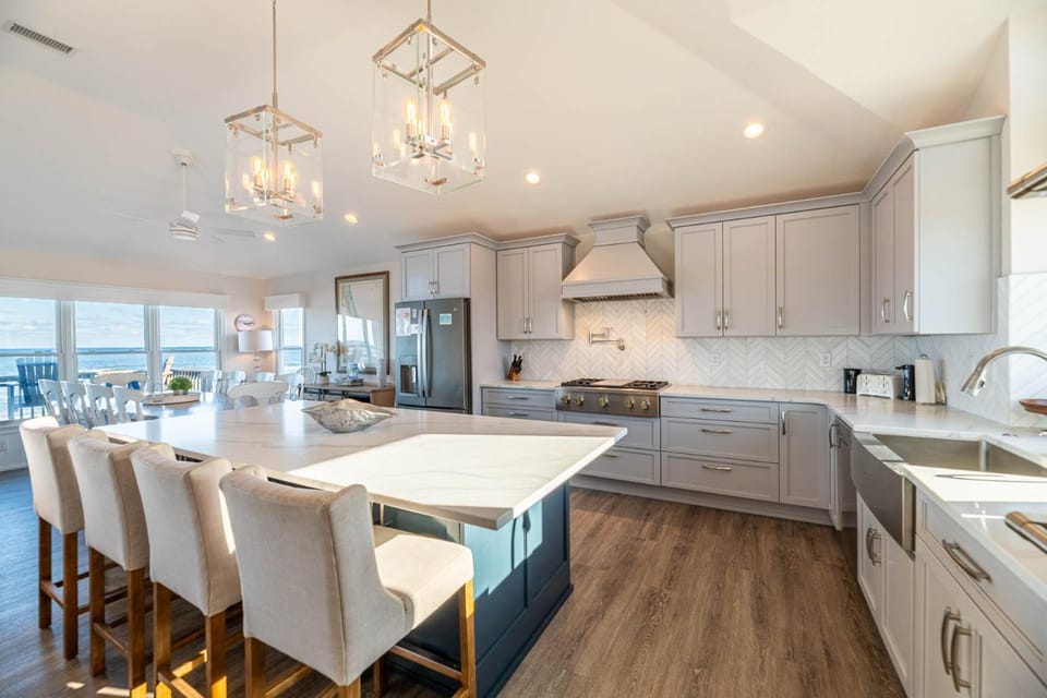 Jubilee by the Sea - Village at Nags Head, Oceanfront, Ocean View, Elevator, Pool, Hot Tub, Flex Stays House in Nags Head