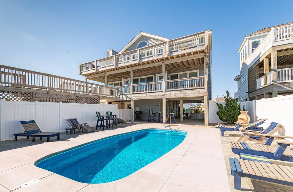Jubilee by the Sea - Village at Nags Head, Oceanfront, Ocean View, Elevator, Pool, Hot Tub, Flex Stays House in Nags Head