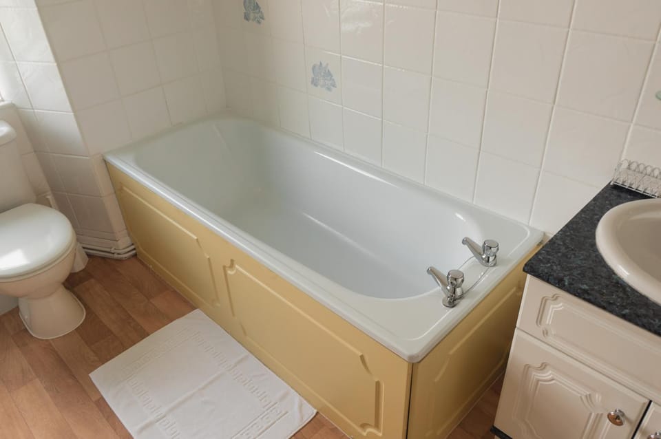 Toilet, Bathroom