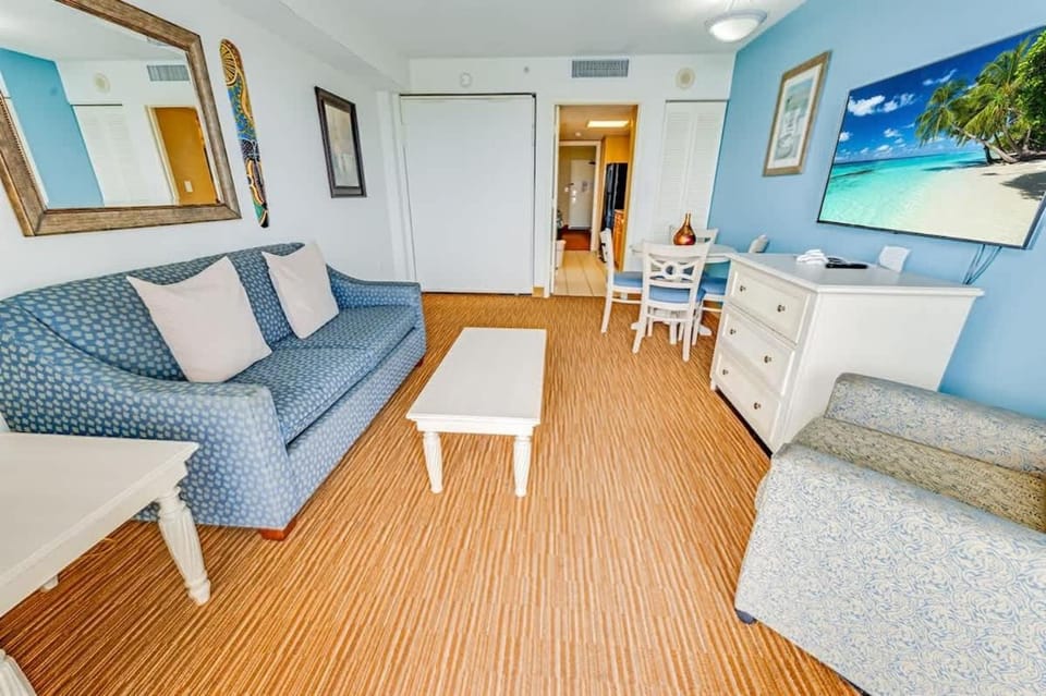 Oceanfront,Heated Pools,Views New, Penthouse Level House in Myrtle Beach