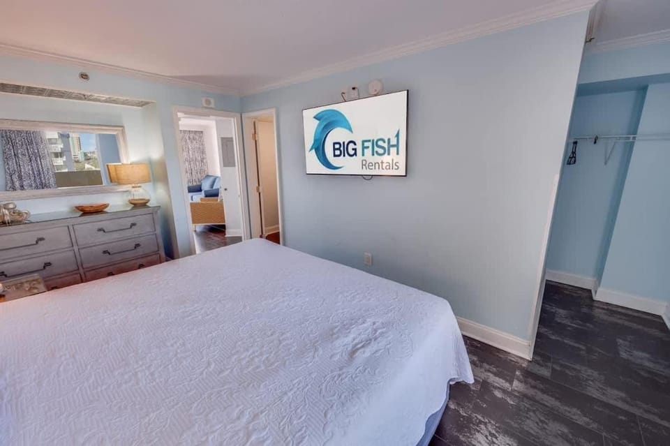 New Caravelle Resort 1BR Honeymoon Suite Pools! House in Myrtle Beach