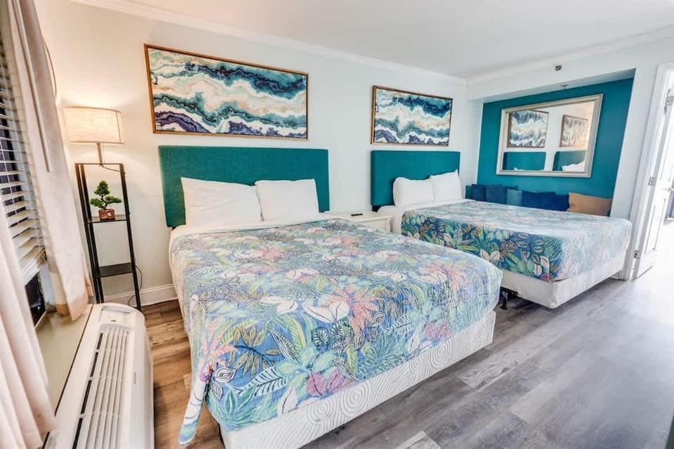 New Caravelle Resort 1BR Fully Remodeled Pools House in Myrtle Beach