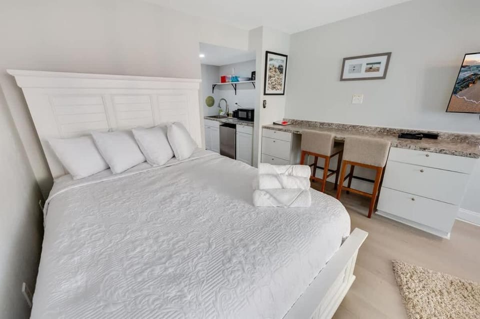 Newly Remodeled, Caravelle Resort, Amazing Pools! House in Myrtle Beach