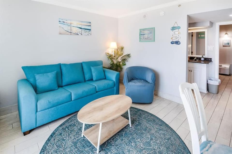 First Floor,Direct Oceanfront,Beautiful Decor,Nice House in Myrtle Beach