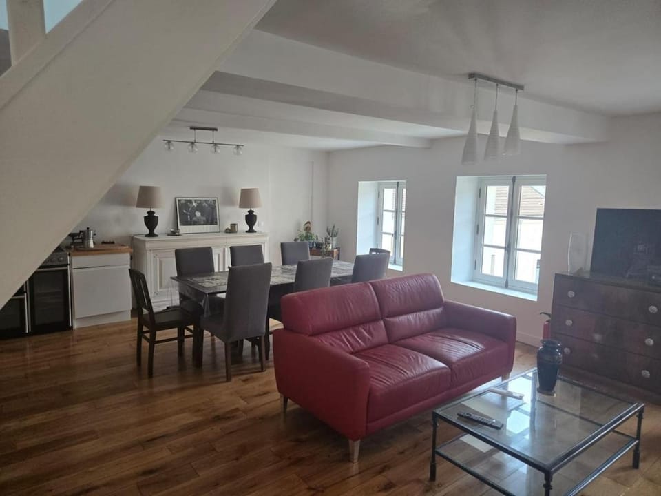 Le Clos Malou cœur de Thomery 3 chambres 1 à 9 pers Apartment in Fontainebleau