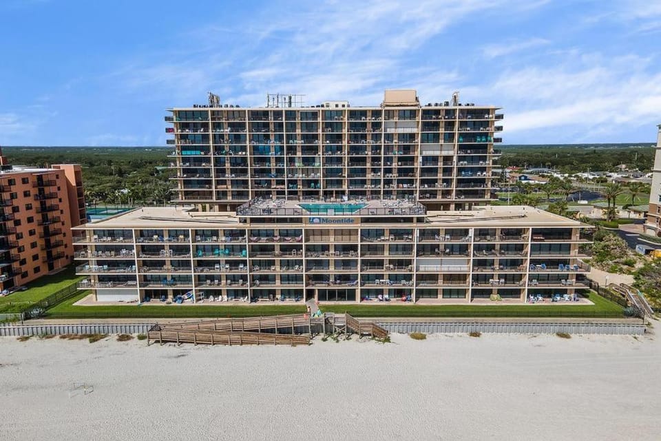 Moontide B707 House in Edgewater