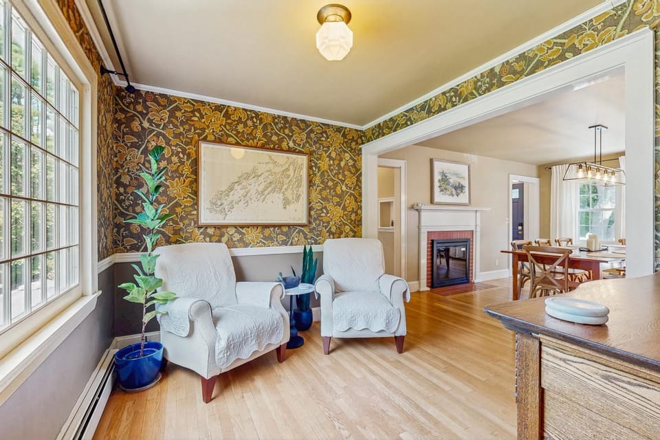 10-Minute Walk to the Beach House in Yarmouth