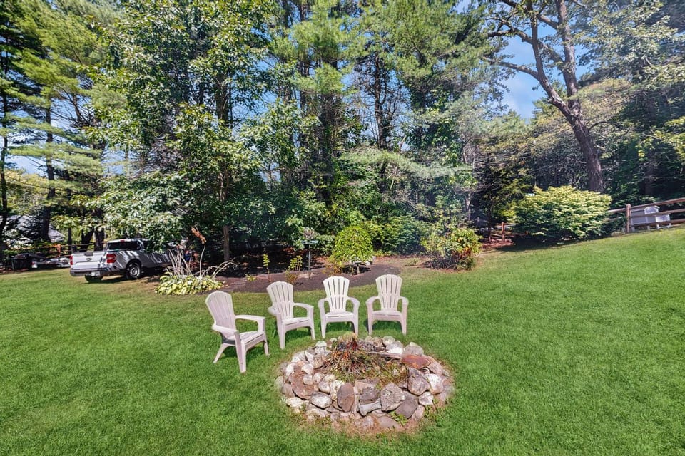 10-Minute Walk to the Beach House in Yarmouth