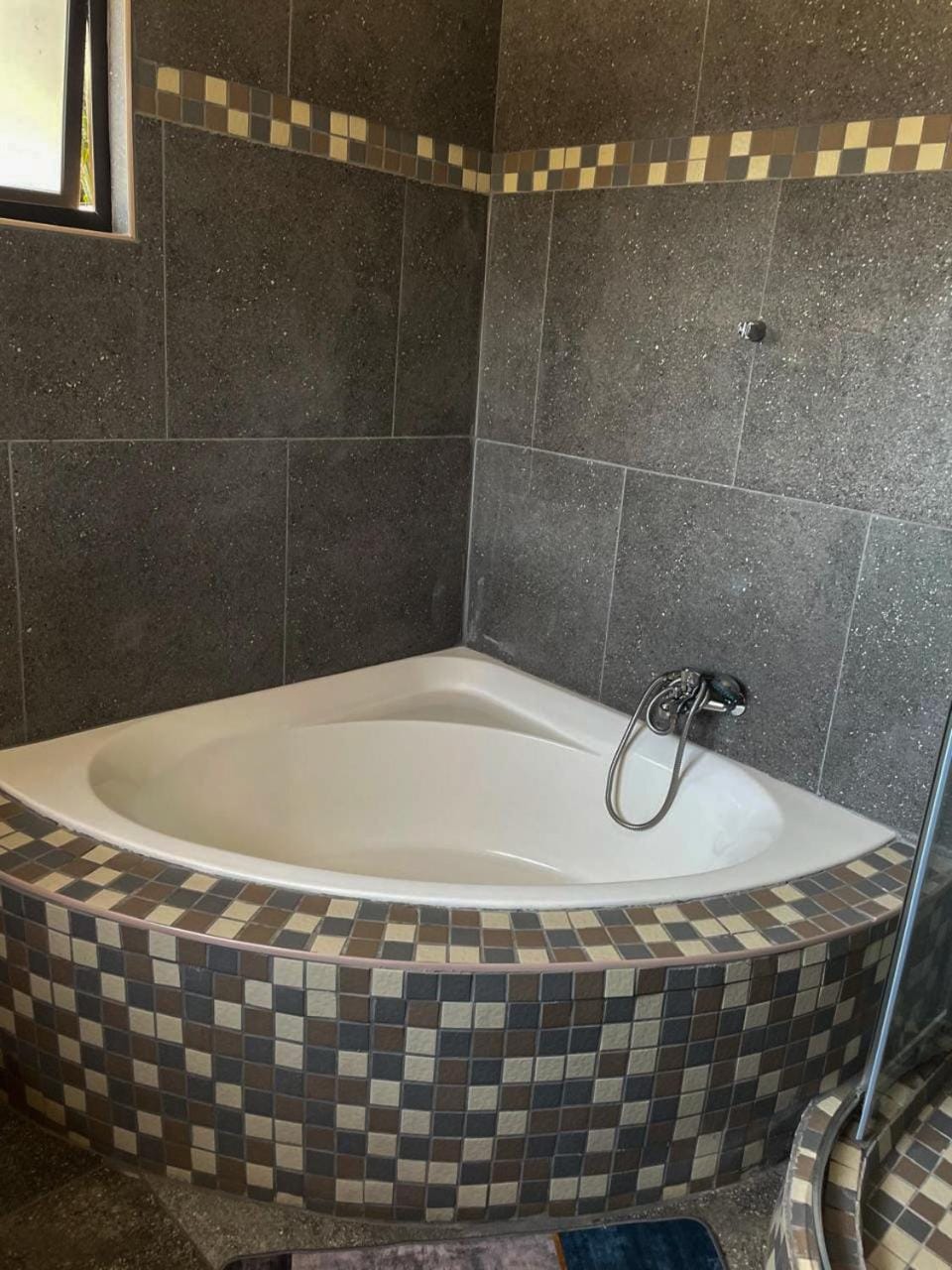 Bathroom, Bath