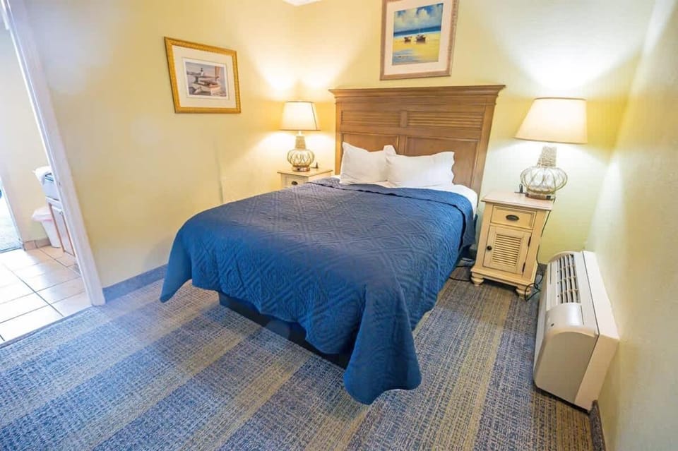 Spectacular Ocean View, Swimming Pools, 4th Floor House in Myrtle Beach