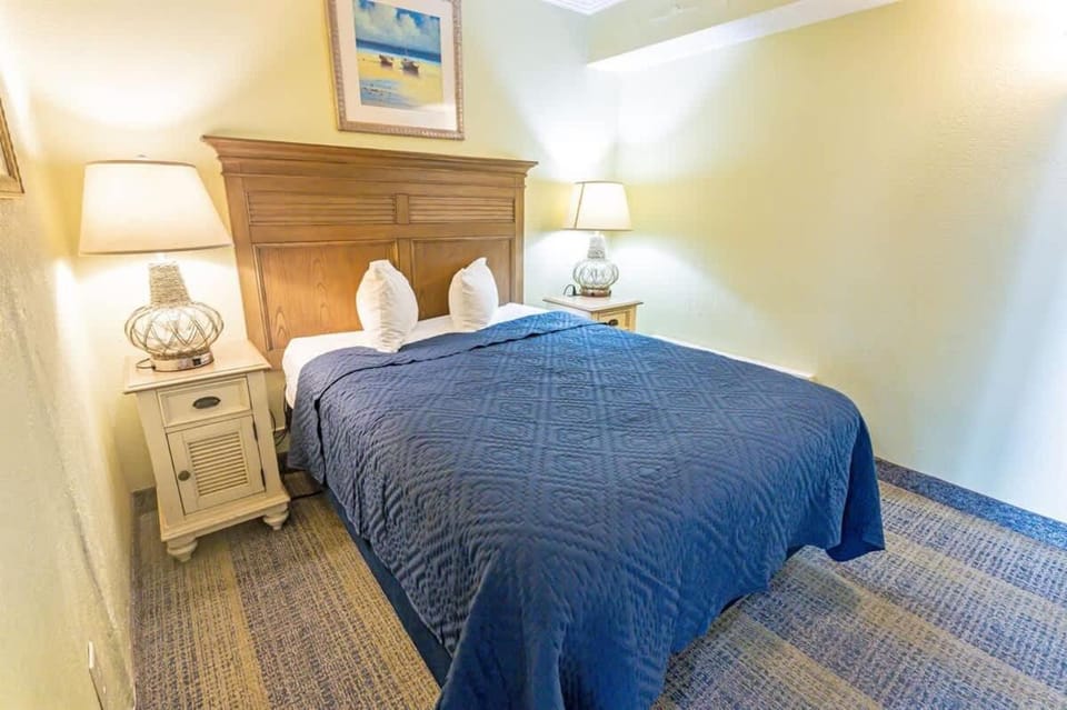 Spectacular Ocean View, Swimming Pools, 4th Floor House in Myrtle Beach