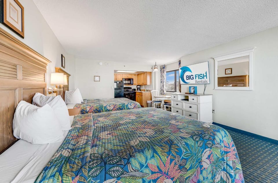Oceanview Studio at Compass Cove,w Pools,Updated! House in Myrtle Beach