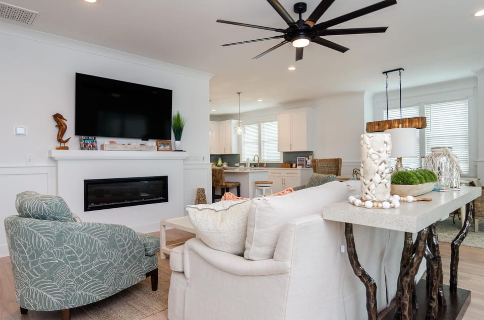 A Summer Place by Bryant Real Estate House in Carolina Beach