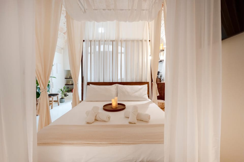 Living room, Bedroom