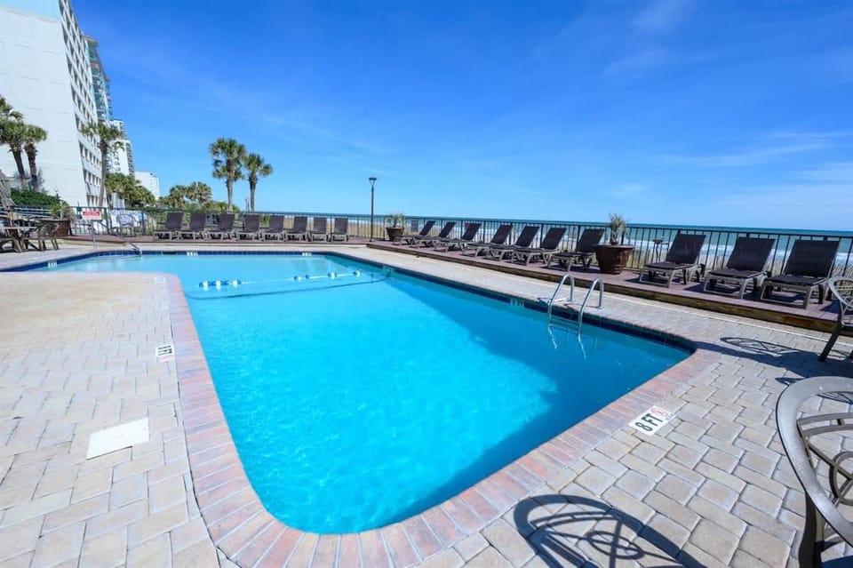 Newly Remodeled, Direct Oceanfront - Heated Pools! House in Myrtle Beach