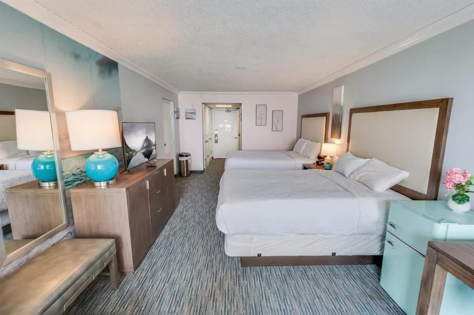 Stunning Condo at Coral Beach Resort, Pools House in Myrtle Beach