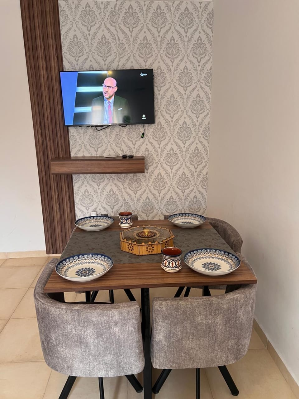 TV and multimedia, Dining area