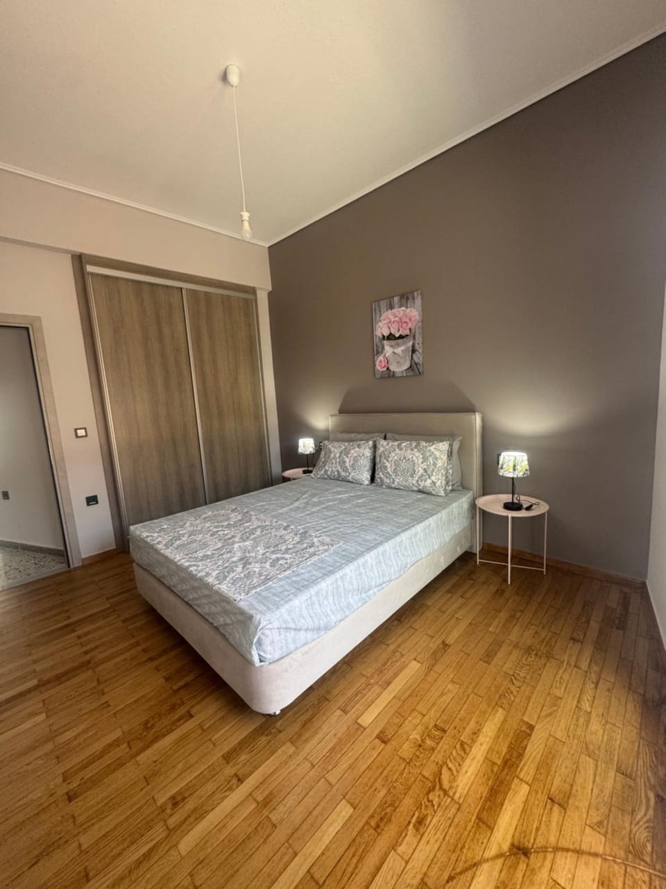 Bed, Photo of the whole room, Bedroom, wardrobe