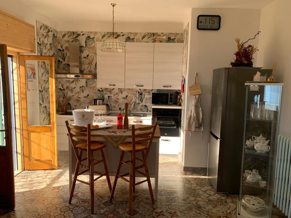 oven, pet friendly, stove