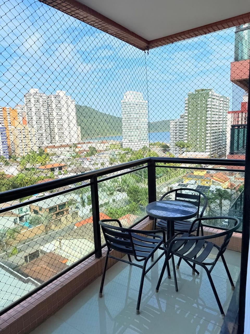Balcony/Terrace, City view