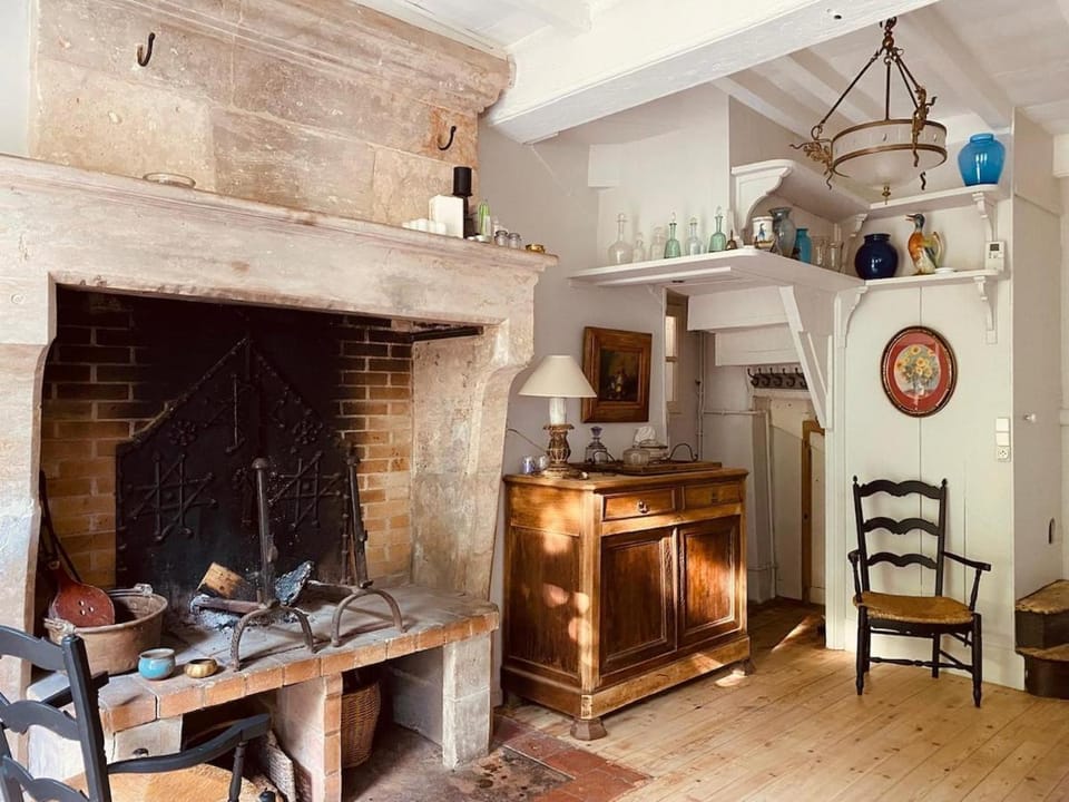 Eulalie ,maison de village avec jardin House in Nouvelle-Aquitaine