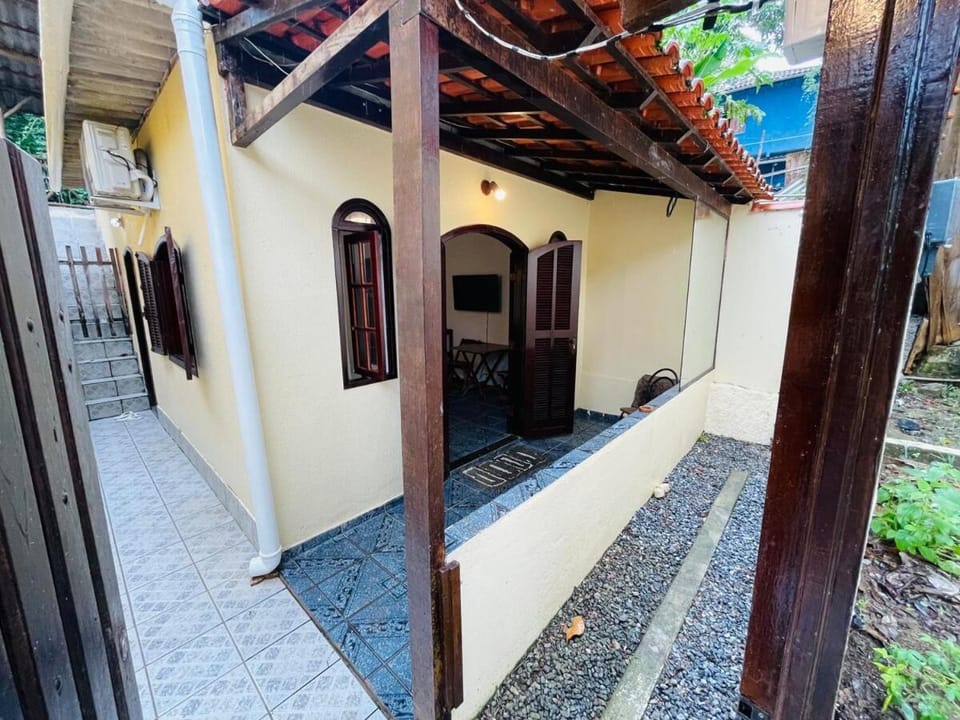 Casa na Vila do Abraão - Ilha Grande House in Angra dos Reis