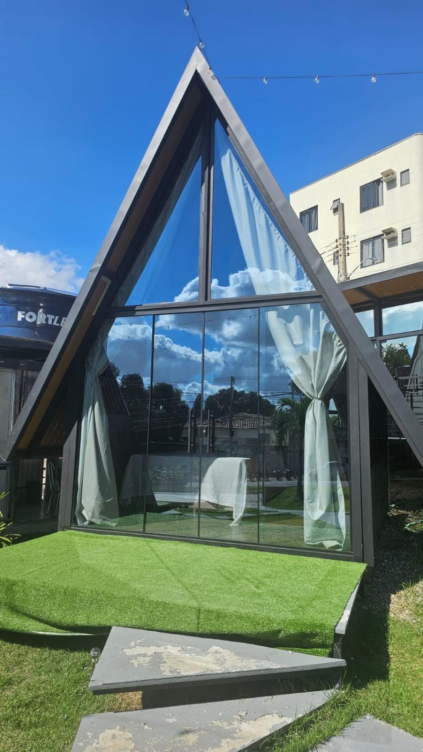 Property building, Patio, Balcony/Terrace