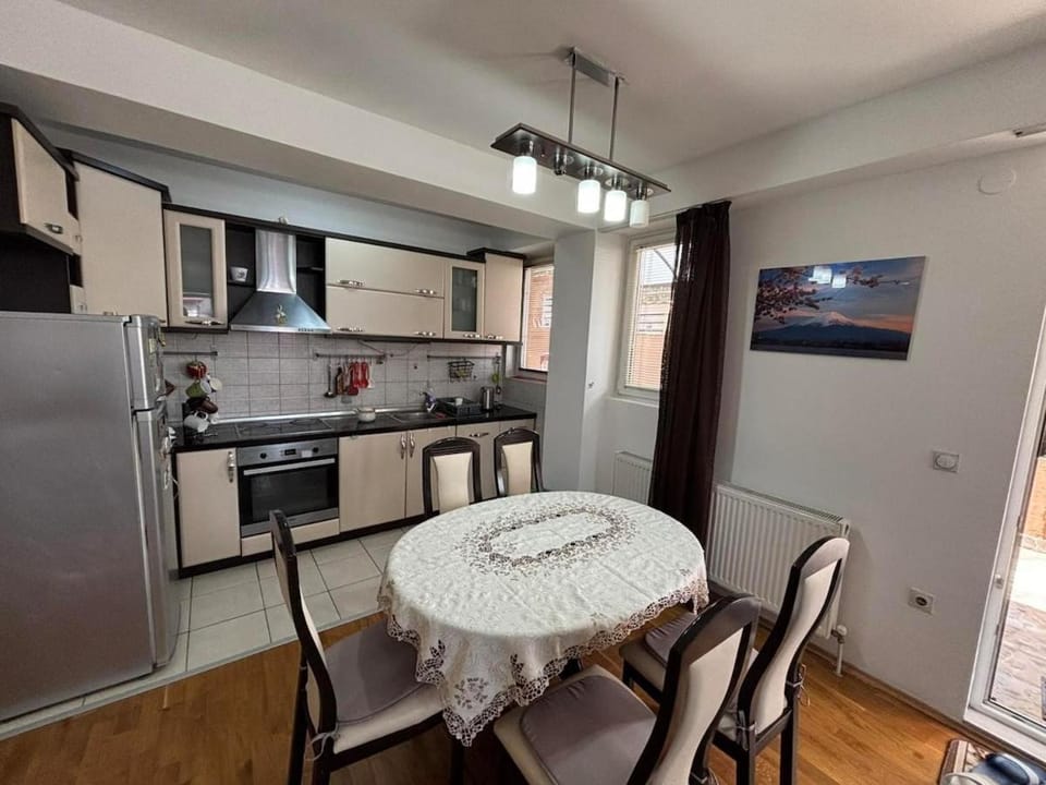 Bright and Cozy Flat near Center - Queen, Bunk and Sofa-Beds plus Large Terrace Apartment in Skopje