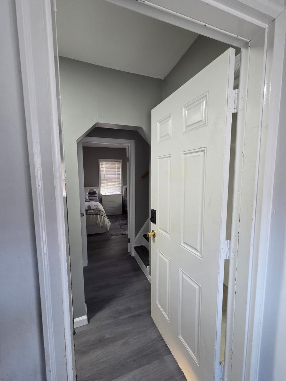 Grand Central & Times Square in 25-30 mins!! Apartment in Jackson Heights