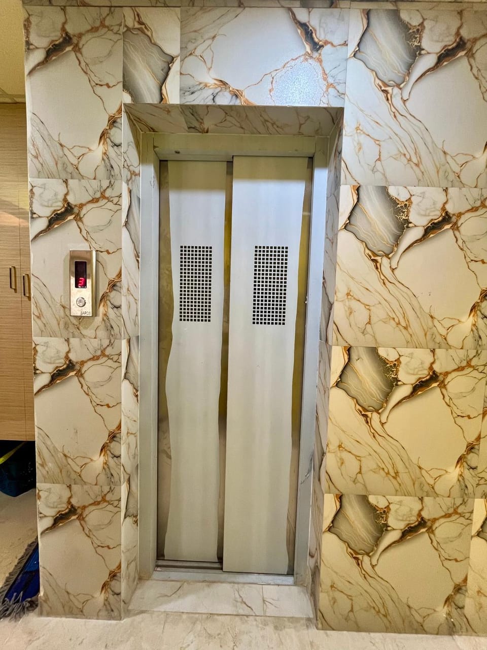 elevator