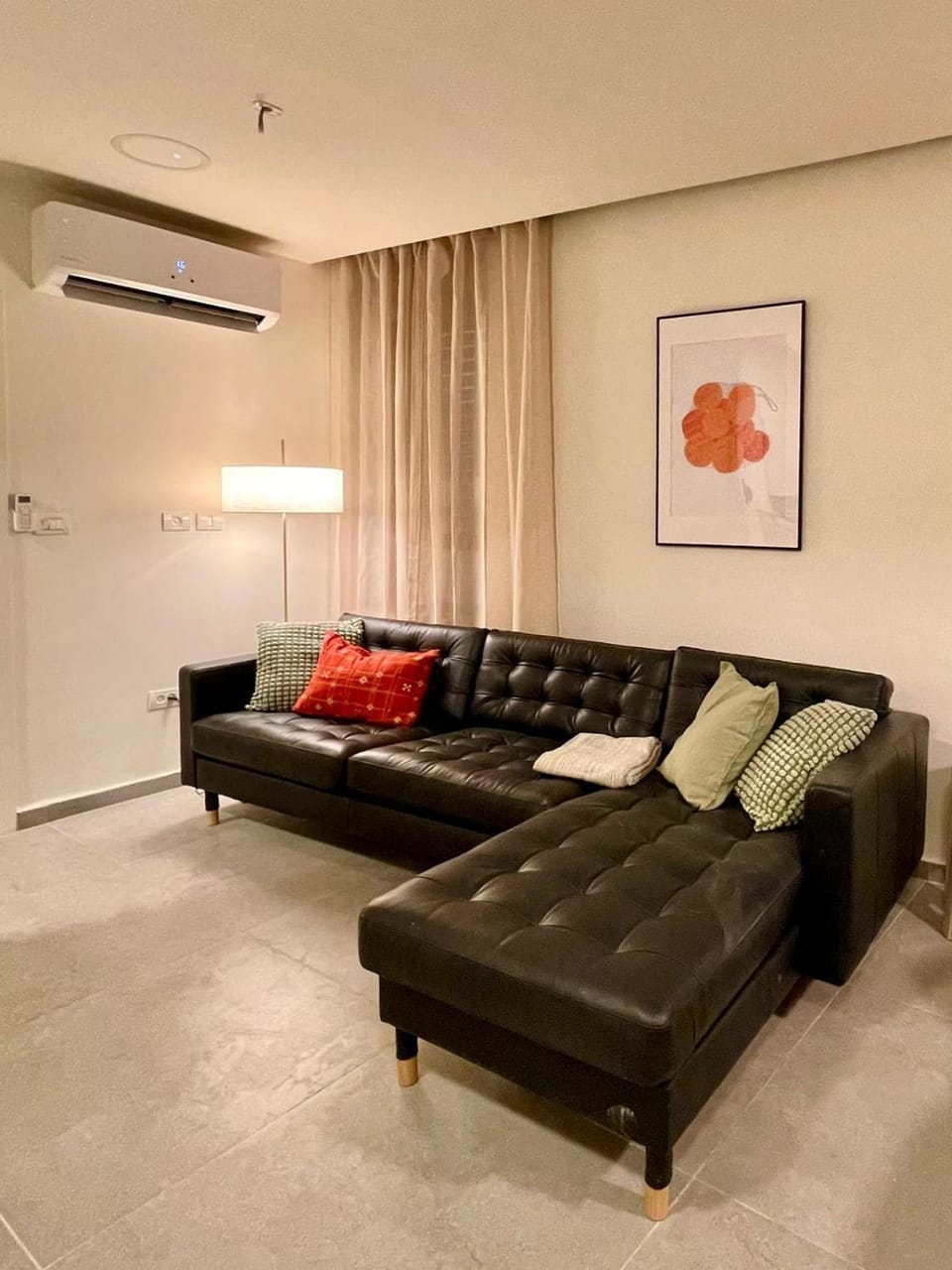 3BR Gem Steps from Shuk Machne Yehuda Apartment in Jerusalem